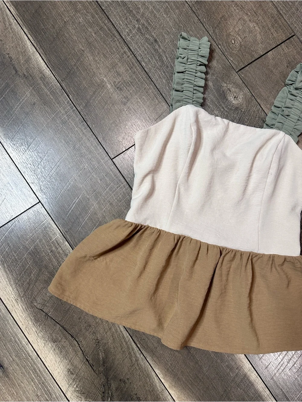 In February Ruffle Colorblock Tank Top - Picture 2 of 7